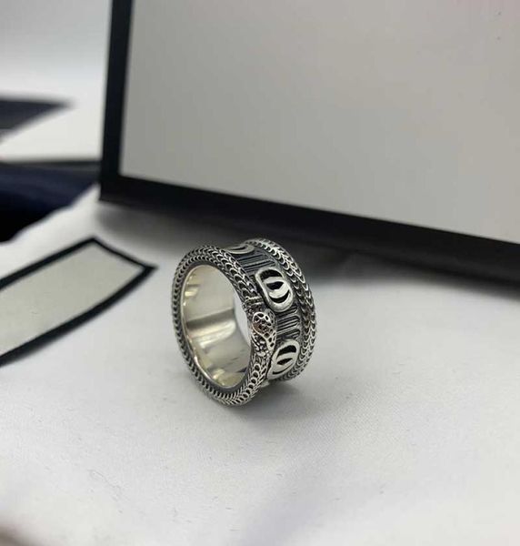 Band Rings Designer Ring Luxury Moda Yılan Başı ve Mektup İşareti Charm Bant Halkaları Erkek Kadın Çift Hediye Yüksek Uç Takı Üstü Kalite8498338