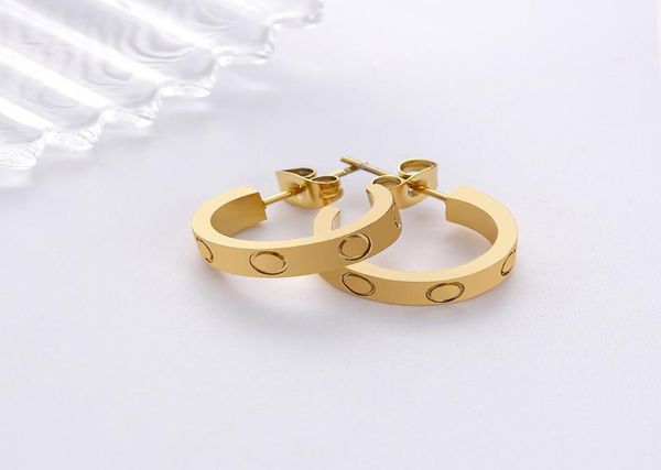 High Edition Ohrmanschetten-Charms, Liebesohrringe für Frauen, Mädchen, Damen, Ohrstecker, Piercing-Schmuck, graviertes Logo, Titanstahl, Geschenk, Designer1481182