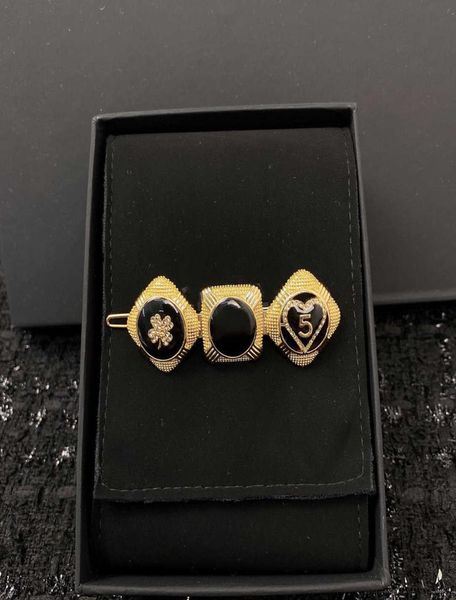 2021 mode Schmuck Frauen Mädchen Feder Haarnadel Schwarz Harz Schöne Mädchen Haar Tragen Schmuck Gold Farbe Feder Haar Schmuck3588709