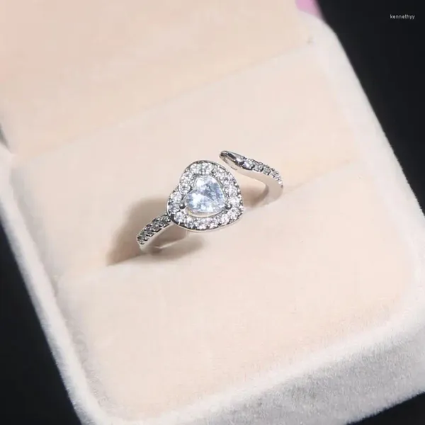 Fedi nuziali Squisito Cuore Cz Regolabile Aperto Per Le Donne Pavimenta Bianco Cubic Zirconia Oro/Oro Rosa/Argento Colore Gioelleria Raffinata E Alla Moda