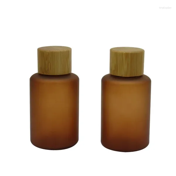 Garrafas de armazenamento 540pcs 60ml âmbar fosco PET DIY garrafa de emulsão com tampa de bambu (tampa de parafuso / bocal de bomba / atomizador de spray / tampa de Chiaki)