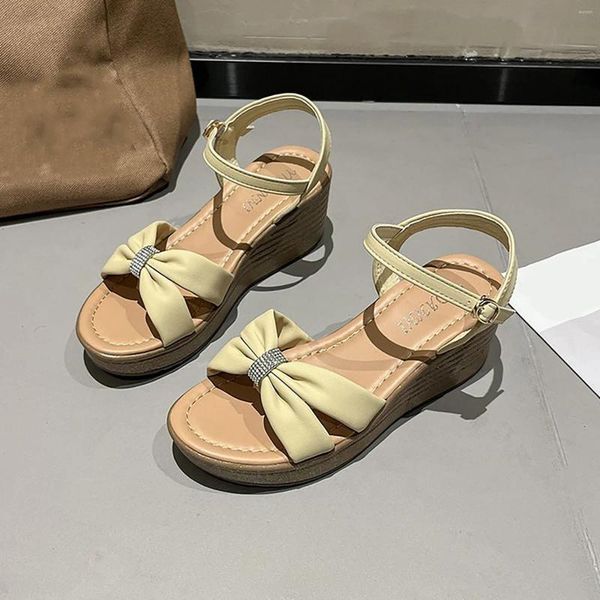 Sandalen Frau Sommer 2023 Böhmische Leinwand Schnüren Dicke Sohlen Ethnische Stil Keil Schuhe Outdoor Weibliche Alias