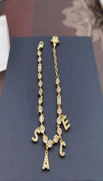 Novo projetado mulher gargantilha link corrente pulseiras de cristal carta broca pingente meandro padrão retrato 18k ouro designer jóias nq009381253