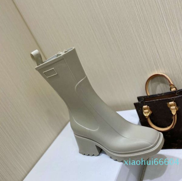 Luxurys Designers Mulheres Botas de Chuva Inglaterra Estilo Impermeável Welly Borracha Água Chuvas Sapatos Ankle Boot Booties 678