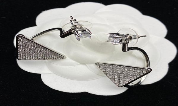 Дизайнерские треугольные серебряные серьги-гвоздики для женщин, серьги с бриллиантами, модные роскошные серьги, ювелирные изделия, женские мужские серьги-кольца P 220724315866