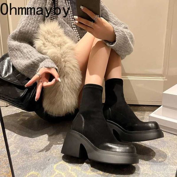 Bota de tornozelo feminina de plataforma alta mais quente para o inverno moda deslizamento em salto quadrado botas curtas estilo punk sapatos