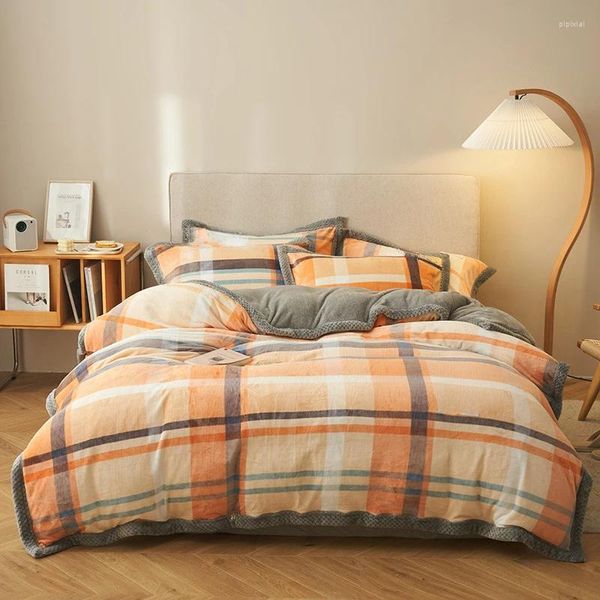 Conjuntos de cama Soft Fleece Cover Bed Set com leite quente e folha grossa