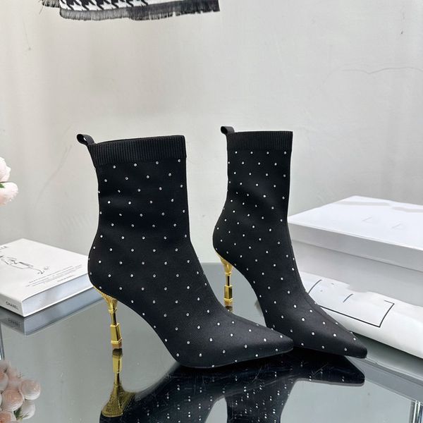 Novos sapatos Moneta de salto alto feminino pulôver de bico fino em tecido botins da moda com salto agulha Pista preta cheia de pele de carneiro diamante preta 9,5 cm