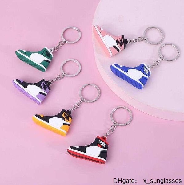 Kreative Mini PVC Sneakers Schlüsselanhänger für Männer Frauen Gym Sportschuhe Schlüsselanhänger Handtasche Kette Basketball Schuh Schlüsselhalter Großpreis BK5O