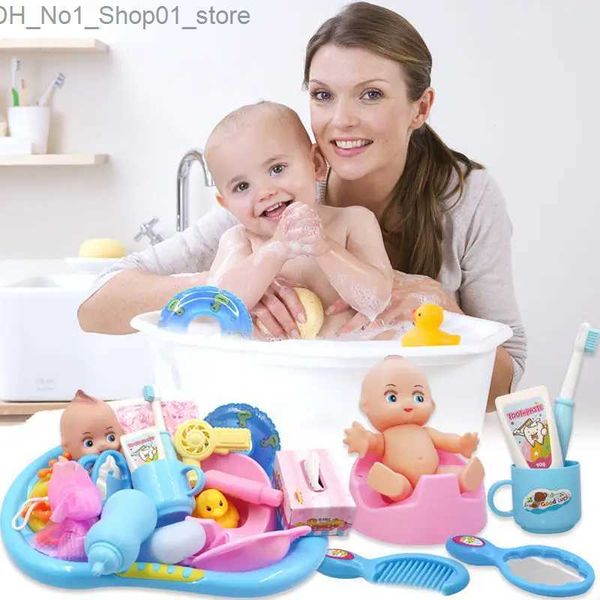 Banyo oyuncakları diy simülasyonu Yumuşak bebek bebek banyo oyuncakları yaz kapalı ebeveyn-çocuk etkileşimi erken eğitim su kız için yüzen oyuncaklar q231212