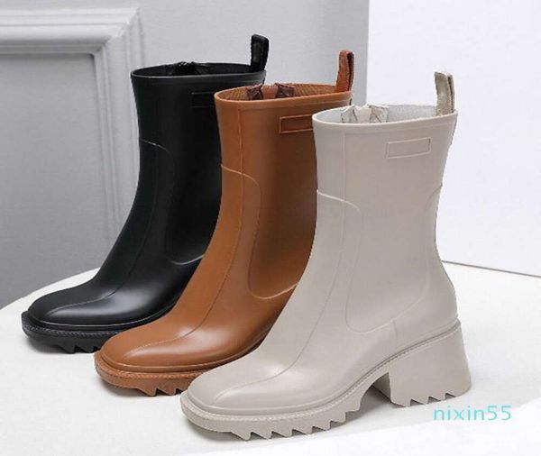 Luxurys Designers Mulheres Botas de Chuva Inglaterra Estilo Impermeável Welly Borracha Água Chuvas Sapatos Ankle Boot Booties 353