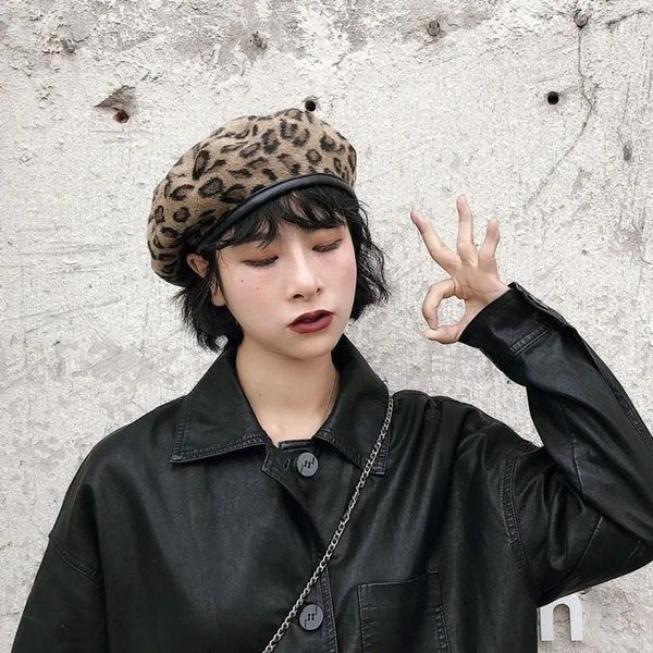 Berets 2024 moda leopardo quente inverno mulheres boina trançada baggy malha gancho beanie chapéu de esqui