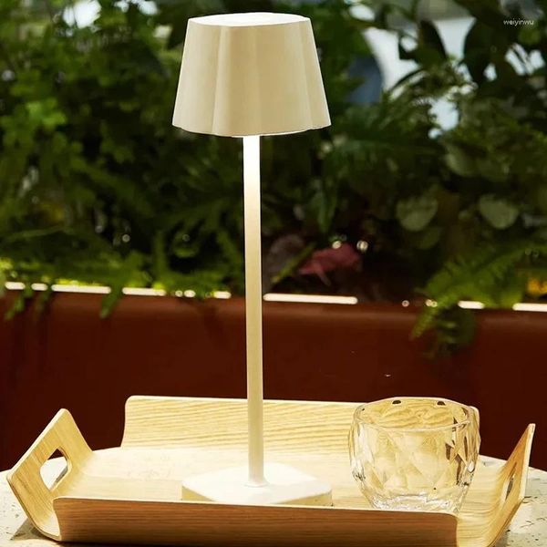 Masa lambaları dekoratif çubuk gece ışığı göz koruması öğrenmek şarj edilebilir yatak odası atmosfer LED lamba