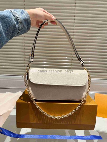 Omuz Çantaları Kadınlar Hafif Aşağı Yastık Çanta ve Omuz Bagcatlin_fashion_bags