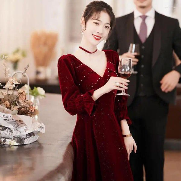 Ethnische Kleidung Burgund Chinesische Braut Hochzeit Cheongsam Dame Sexy Perlen Kleider 3/4 Ärmel V-Ausschnitt Qipao Velours Traditionelle Vestidos De