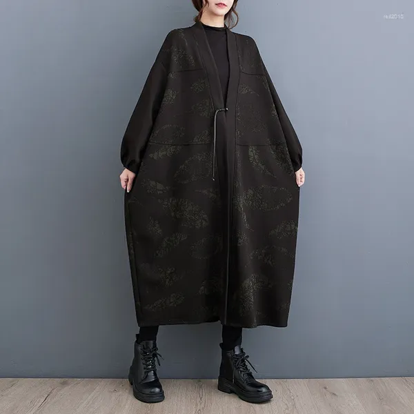 Trench da donna # 7078 Cappotto kimono vintage stampato nero Cappotto lungo da donna con cardigan diviso allentato Cappotto da donna con scollo a V Moda coreana