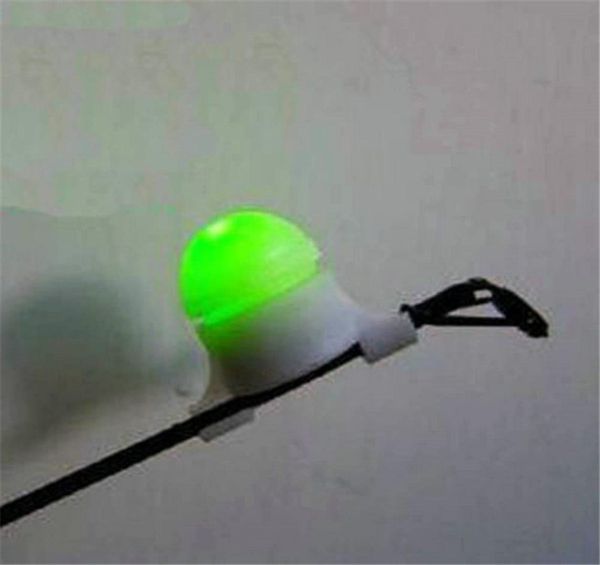 Strike Alert Flashling LED çubuk ucu klipsi balık ısırığı alarmı ışık elektronik gece balıkçılık aksesuarları ile çubuk adaptörü 3981474