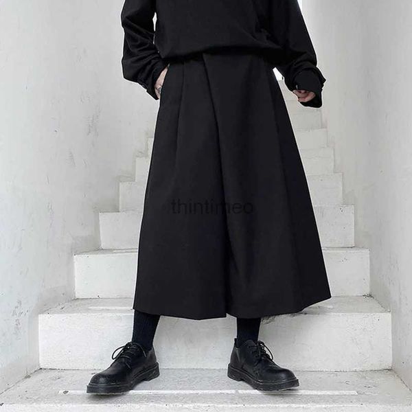 Herrenhosen Herrenhosen Sommer Personalisierte schwarze Neun-Punkt-Freizeitrockhose Mode für Männer Koreanische lose Horn-Freizeithose mit niedrigem Schritt YQ231213
