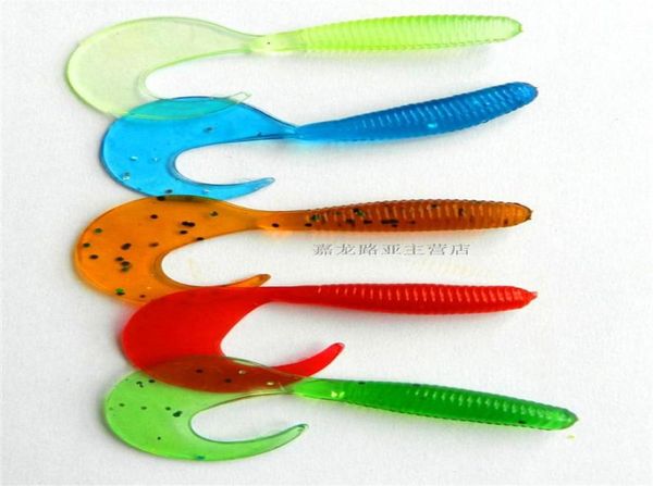 Colher de larva iscas 65cm2g multicolorido macio silicone simulação em forma de minhoca isca de pesca peixe como alimento pesca da carpa 200pcsLot7981973