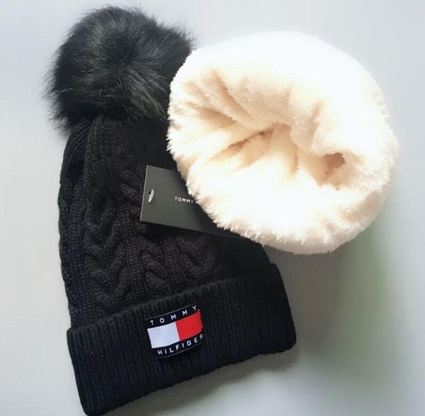 Designer Beanie Sexy Pornhub Ricamo Acrilico lavorato a maglia Cappelli invernali Adulti Uomo Donna Scaldacapo Uomo Donna Berretto da neve885882641