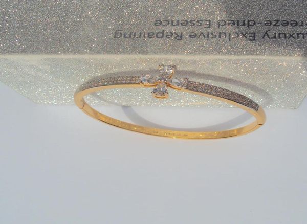„xu ping“ Senior Design Feines massives Gelbgold GF CZ Kubikzircon Blumen-Makramee-Armband 60# Damen3695638