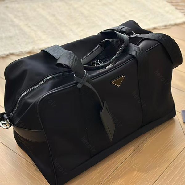 Neue Mode, hochwertige Reisetaschen, Nylon-Handtaschen, große Kapazität, Reisegepäck, Handgepäck, Seesäcke, luxuriöses Herrengepäck, Gentleman Commerce, Dreieckslogo