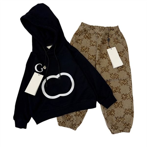 Stilisti Set di abbigliamento per bambini Ragazzi Ragazze giacca cappotto pantaloni Tute Manica lunga Outdoor Bambini felpa con cappuccio Suit Baby Boy Camicie Abbigliamento sportivo 100cm-150cm G16