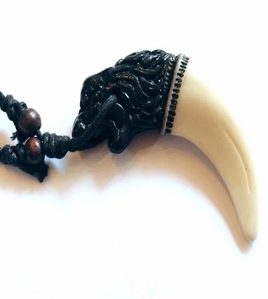 15 pçs men039s imitação colar vintage osso de iaque esculpido leão gótico dupla cor amuleto dente corda ajustável gift9874373