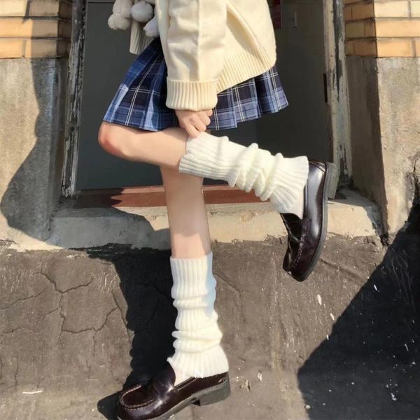 Calzini da donna lavorati a maglia Jk Sock maniche bianche gamba lunga autunno e inverno calore Lolita coppia in pile con gonna