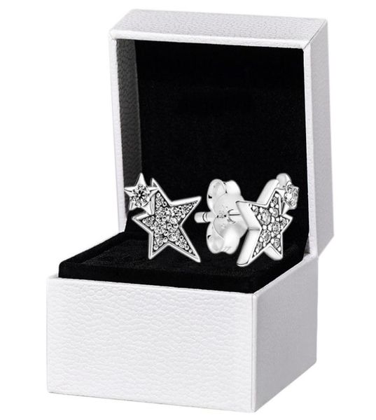 Autentici orecchini a bottone con stelle asimmetriche in argento 925. Scatola originale per set di orecchini P Girl1265570