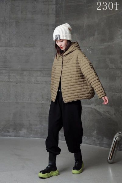 Frauen Trenchcoats 2023 Winter Koreanische Ausgabe Mit Kapuze Daunenmantel Horizontal Gestreifte Weiße Ente Warme Kurze Lose Mode