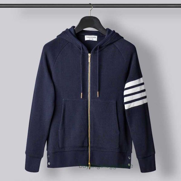 Maglione da uomo e da donna Stilista Thombrownsweatshirt Light Luxury Tide Marchio Autunno Inverno Stripe Four Bar Waffle Zipper Felpa con cappuccio Cappotto sportivo casual