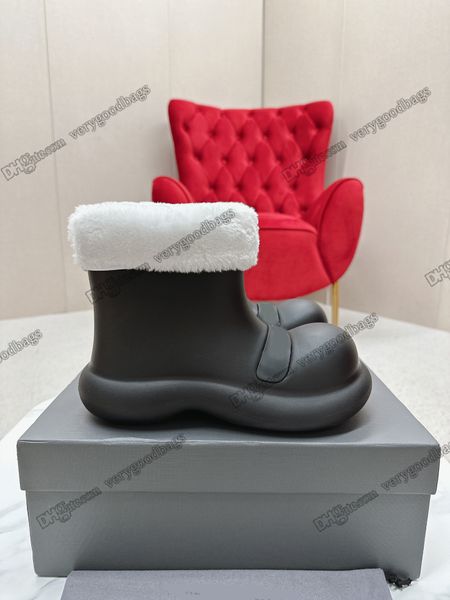 Designer Donna Trooper Stivali di pelliccia stivale peloso Testa di bambola Alfabeto Stivali da pioggia in gomma BalencaigaitiessDesigner Inverno Impermeabile antiscivolo EVA Stivali con piattaforma antipioggia 26FM #