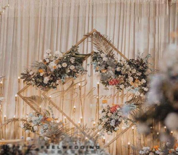Decorazione per feste in metallo Arco per matrimoni Stand geometrico Cornice floreale in oro Sfondo floreale Kit di palloncini Sfondo di diamanti8450338