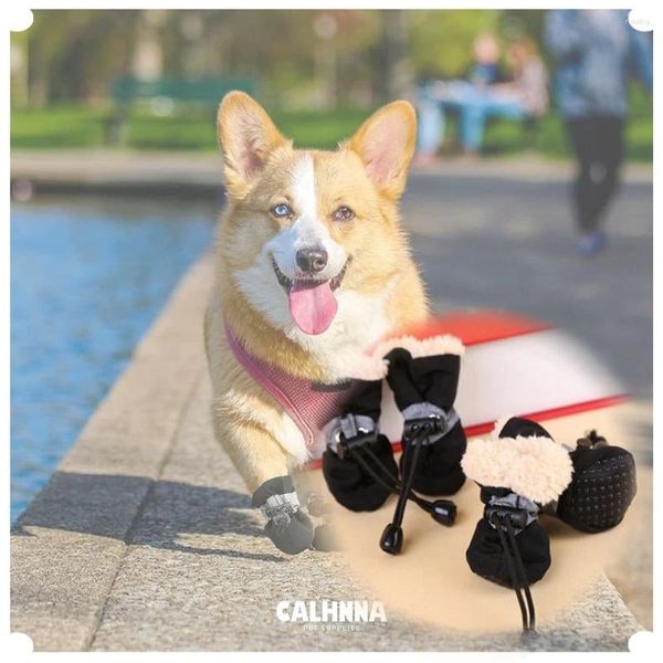 Abbigliamento per cani 4 pezzi inverno impermeabile inverno spesse scarpe da pet calda calda stivali da neve stivali da neve calzature per piccoli gatti cuccioli di cani calzini stivali plush