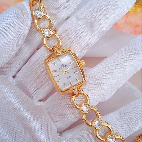 Orologi da polso Orologio al quarzo per donna Moda Lusso Set di diamanti Quadrante piccolo Bracciale in oro Regalo di gioielli Reloj Para Mujer