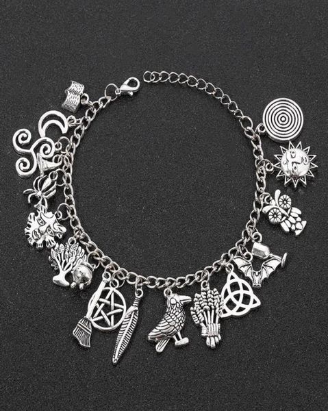 Charm Armbänder Halloween Armband Rich Pendantl Star Moon Horror Spider Magic Broom Punk Christmas Women039s Jewelry9955920