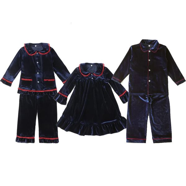 Комплекты одежды Дизайн Пижамы для маленьких девочек Соответствующая одежда для дома Одежда с бархатными рюшами Оптовая продажа Рождественский наряд Пижамы для мальчиков 231214