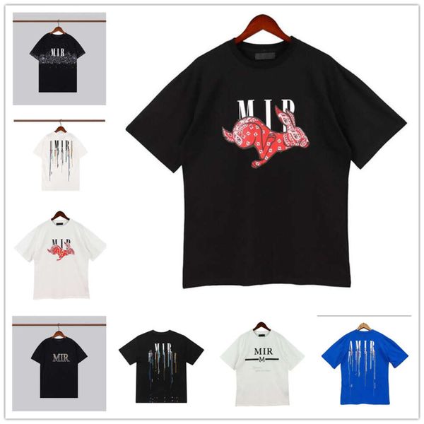 A014 2023 FW 23ss New Arrivals Mens Mulheres Luxo AM Designer Tees AMIRIlinesS Branco T-shirt Imprimir Shorts Camiseta O-pescoço Manga Curta AM2 Homem Roupas dfe3