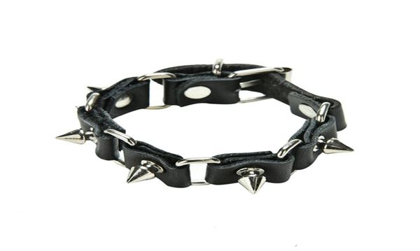 JETTINGBUY 1 Stück Cool Wolf Zahn Armreif Mode Gothic Metall Kegel Stud Spikes Niet Leder Armband Männer Punk Style6596365