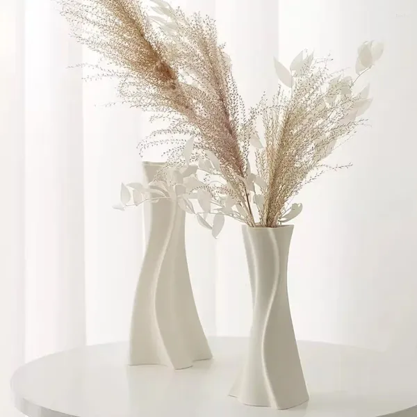 Vasi Vaso originale Elegante ornamento Decorazioni per la casa Moderna porcellana per esterni in ceramica Matrimonio Unico minimalista Floreros
