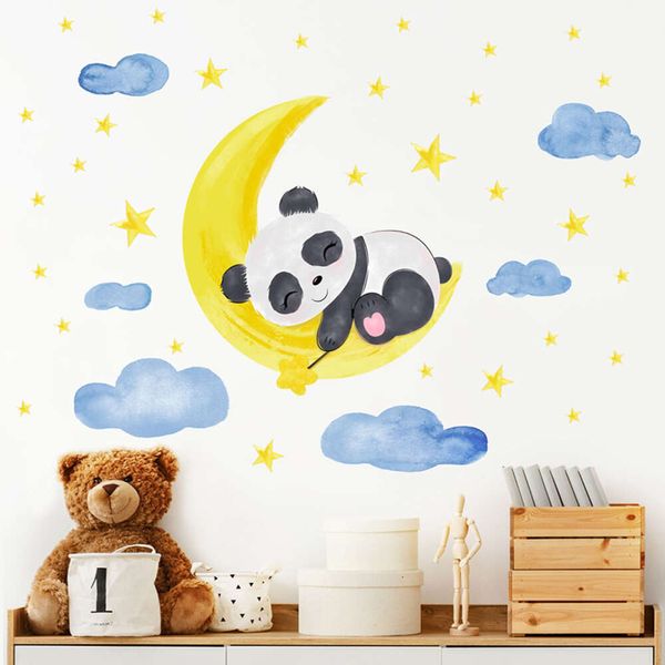 Handbemalter Panda, der auf dem Goldmond schläft, blaue Wolken, Sterne, Wandaufkleber für Kinderzimmer, Babyzimmer, Wandtattoos