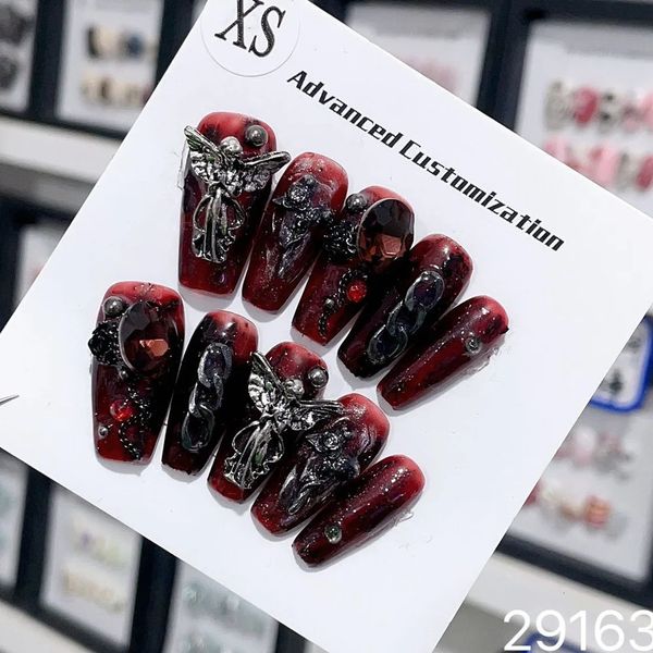 Unhas Falsas Artesanais Y2k Press on Nails Goth Preto e Vermelho Adesivo Reutilizável Unhas Falsas com Design Cobertura Completa Long Caixão Acrílico Dicas de Unhas 231214