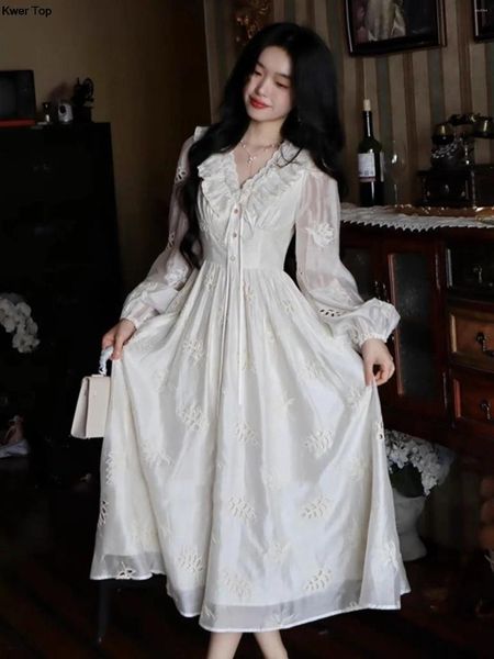 Abiti casual Moda donna Scava fuori Abito da principessa per feste Francia Elegante manica lunga Abiti interi Abiti coreani con scollo a V Primavera