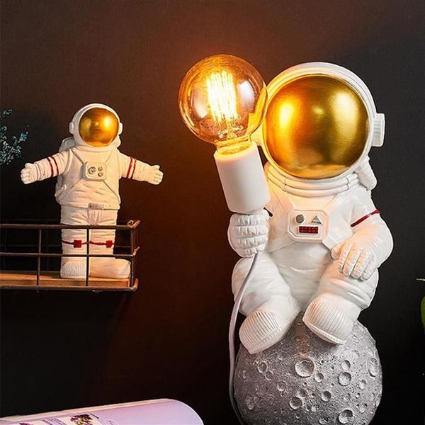 Lâmpadas de mesa estação espacial astronauta lâmpada quarto das crianças criativo led mesa luz bebê cartoom quarto arte decoração resina r184q