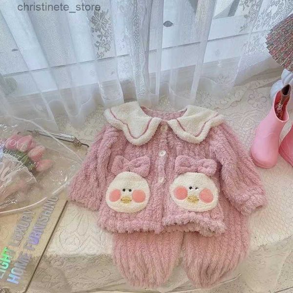 Pigiama 2 pezzi inverno nuovi bambini caldi che dormono abbigliamento pigiama completo di biancheria intima di peluche set vestiti morbidi ragazzi ragazze simpatico cartone animato vestito da casa 2-7 anni R231214