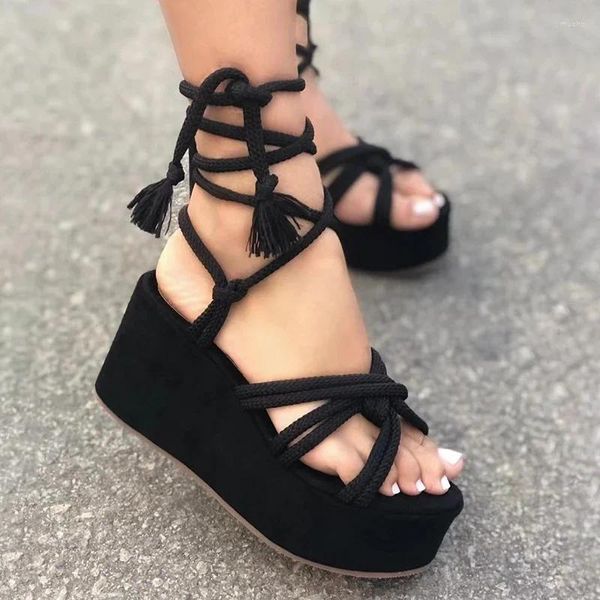 Kleidschuhe 2024 Keilsandalen für Frauen Mode Kreuz gebunden Knöchel Schnürplattform Gladiator Heels Damen Strand Alias