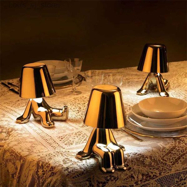 Lâmpadas de mesa Itália Little Golden Man Night Light Thinkers Lamp Art Decor Study Coffee Shop Bar Bedside Table Lamps Childrens Room Brothers YQ240316