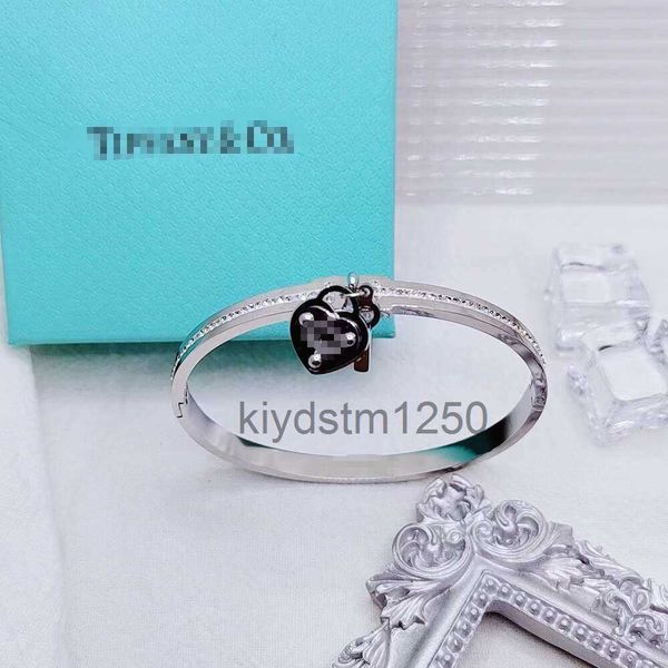 Armband t Family Niche Damen-Designer-Materialien, luxuriöser klassischer Damen-Schmuck für 7PS1