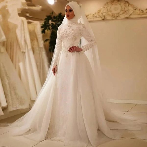 Elegante vestido de casamento muçulmano árabe para mulheres 2024 pérolas miçangas gola alta mangas compridas rendas vestidos de noiva linha a com saia destacável véus robe de mariage